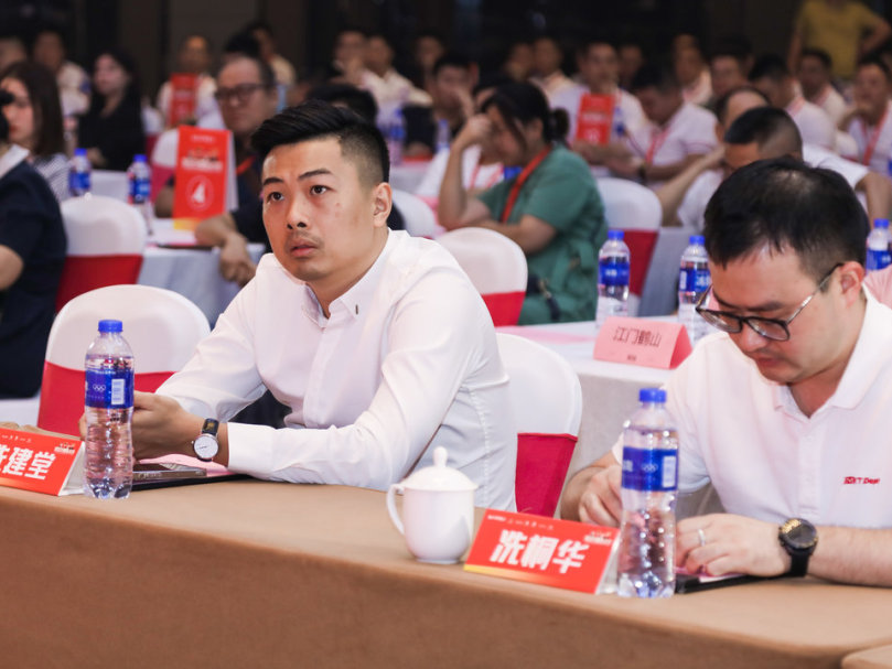 掘金流量新战场 | 2023花季传媒视频播放软件双店模式发布会圆满落幕(图5)