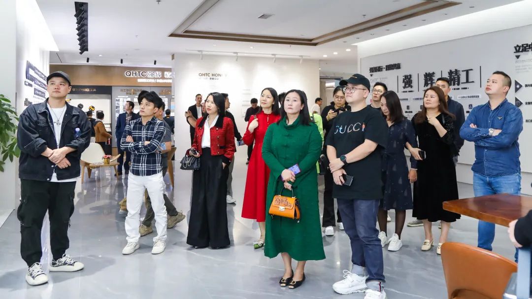 挚友同行追远梦 | 花季传媒视频播放软件×广东保时捷车友会活动圆满举行(图2)