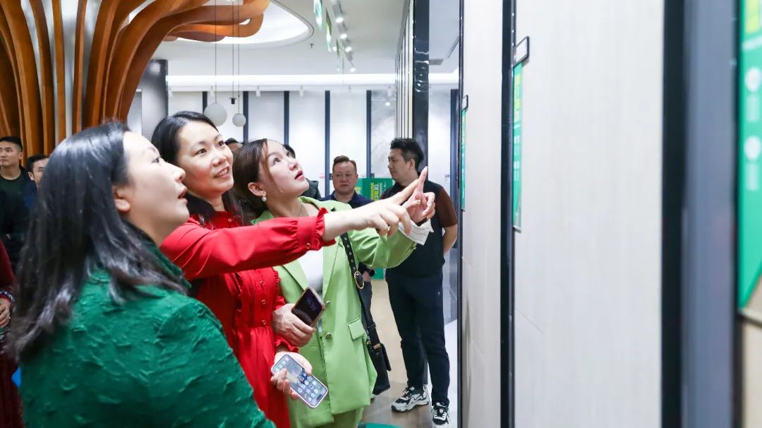 挚友同行追远梦 | 花季传媒视频播放软件×广东保时捷车友会活动圆满举行(图11)